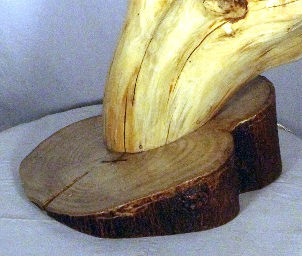 lampada di legno